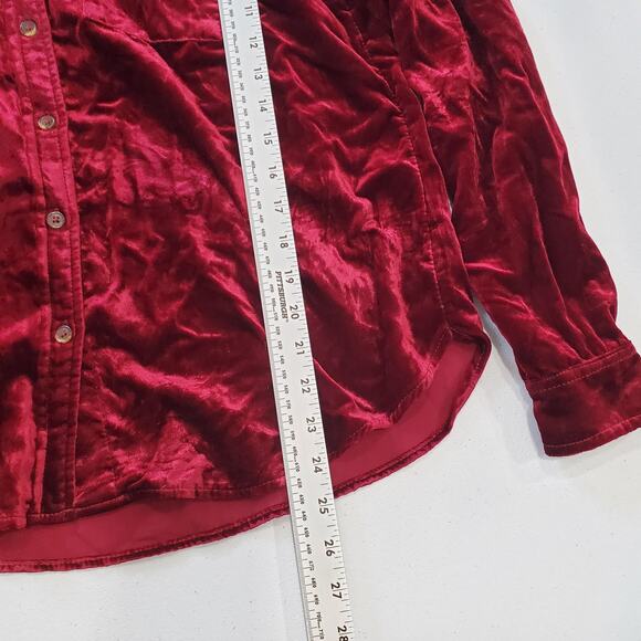 Anthropologie Shirt Womens Small Red Velvet Button Front Collared Long Sleeve - Picture 4 of 8